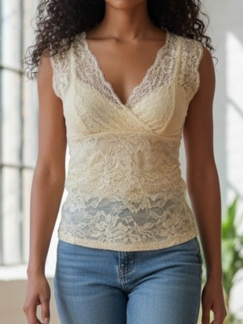 NWOT Earth Music & Ecology Lace Top Ivory S Sleeveless Floral Stretch Feminine